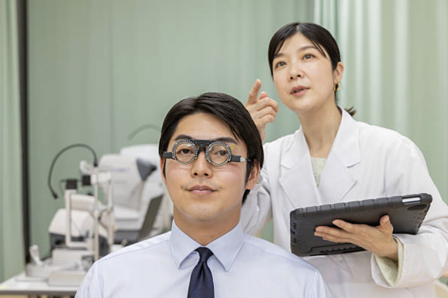 眼鏡を作り直しても視力が上がらない原因は白内障かも｜東広島市つまもと眼科