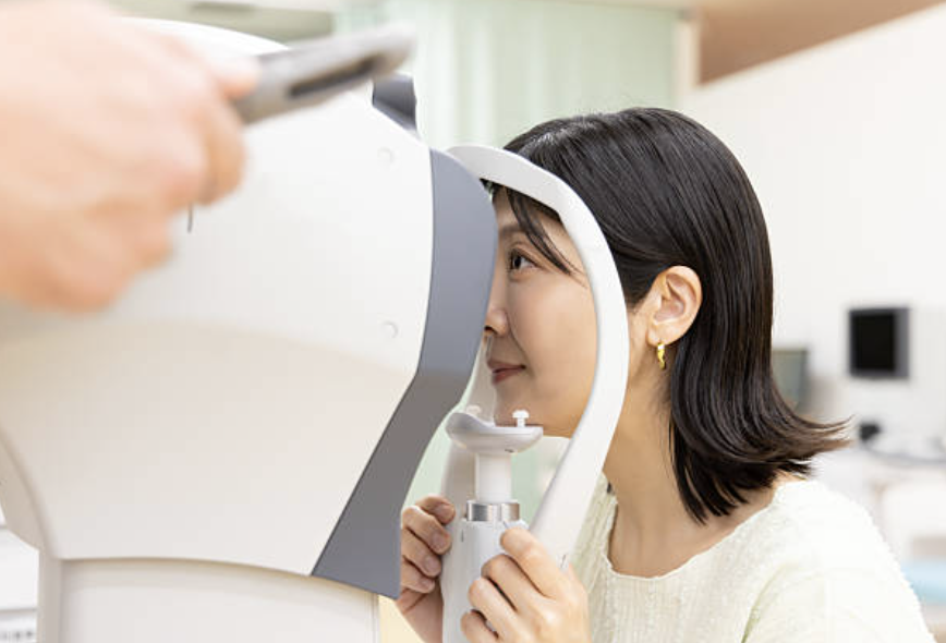 白内障の検査では何を調べる？視力検査だけでは分からない診断のポイント｜つまもと眼科